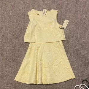 Yellow A-Line Midi Dress Sleeveless Crew Neck